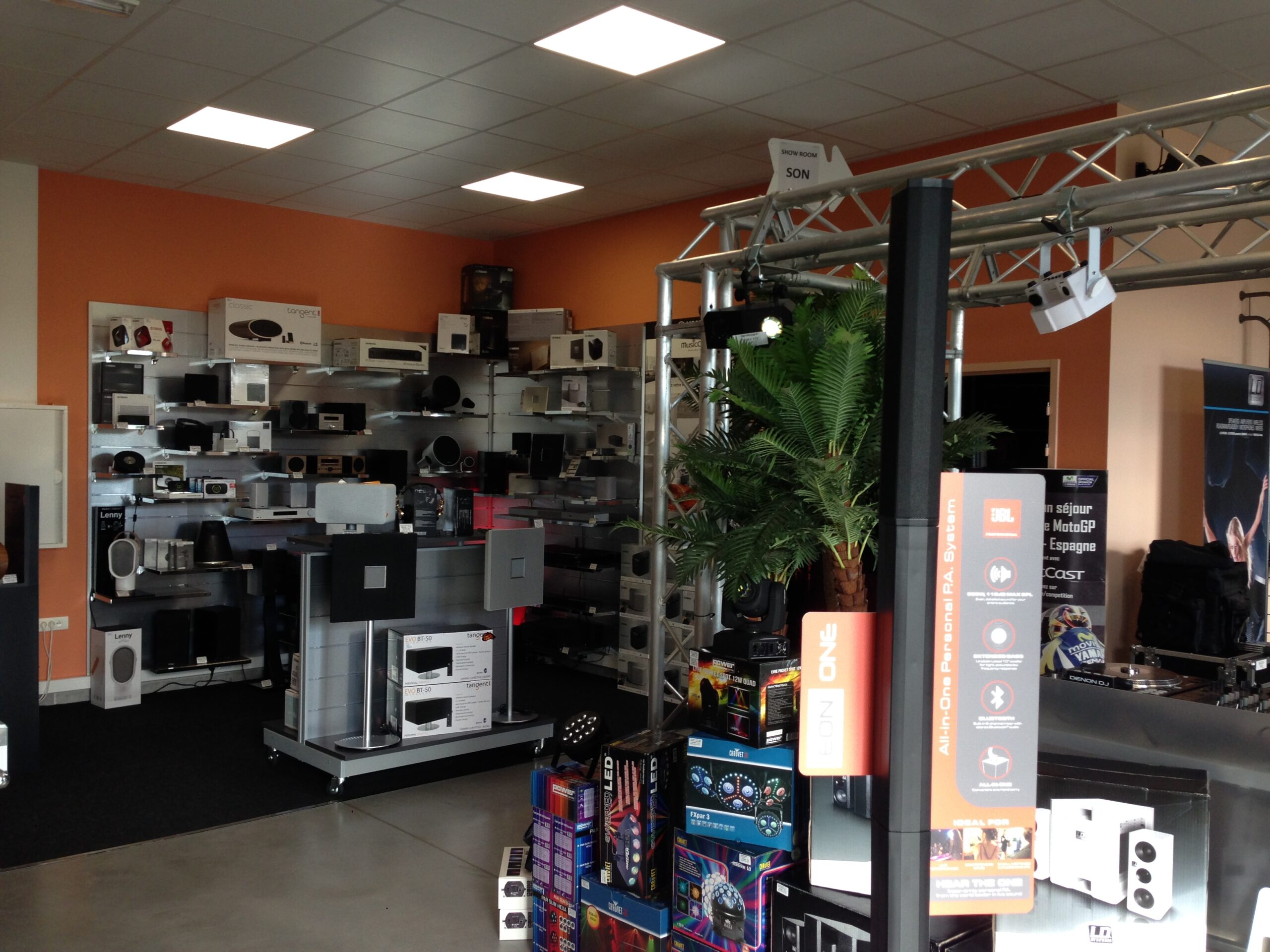 Magasin éclairage professionnel à Marmande